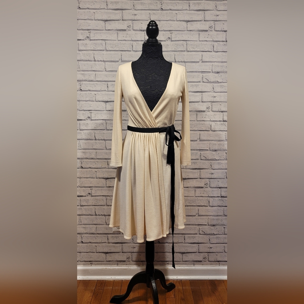 TORY BURCH bella cashmere wrap dress size M